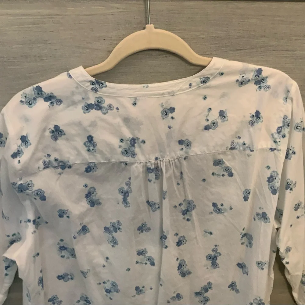 Lane Bryant White 100% Cotton Blue Flower Button Down‎ Blouse 14/16 GC - Picture 7 of 10